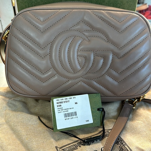 Gucci Marmont small matelasse shoulder bag Like new - Picture 4 of 4